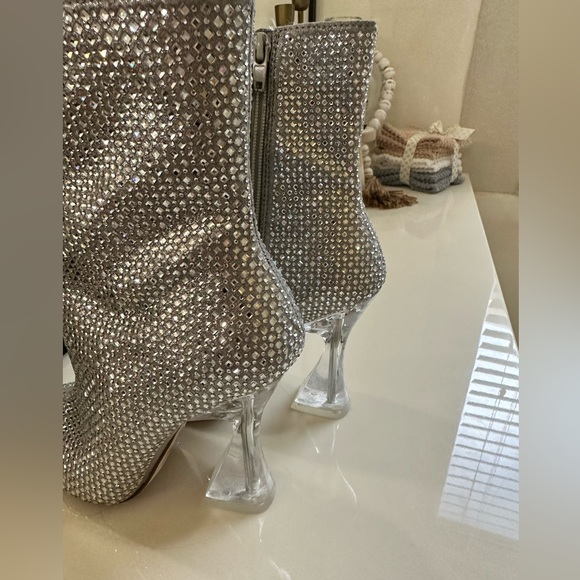 Steve Madden Booties - Picture 3 of 3